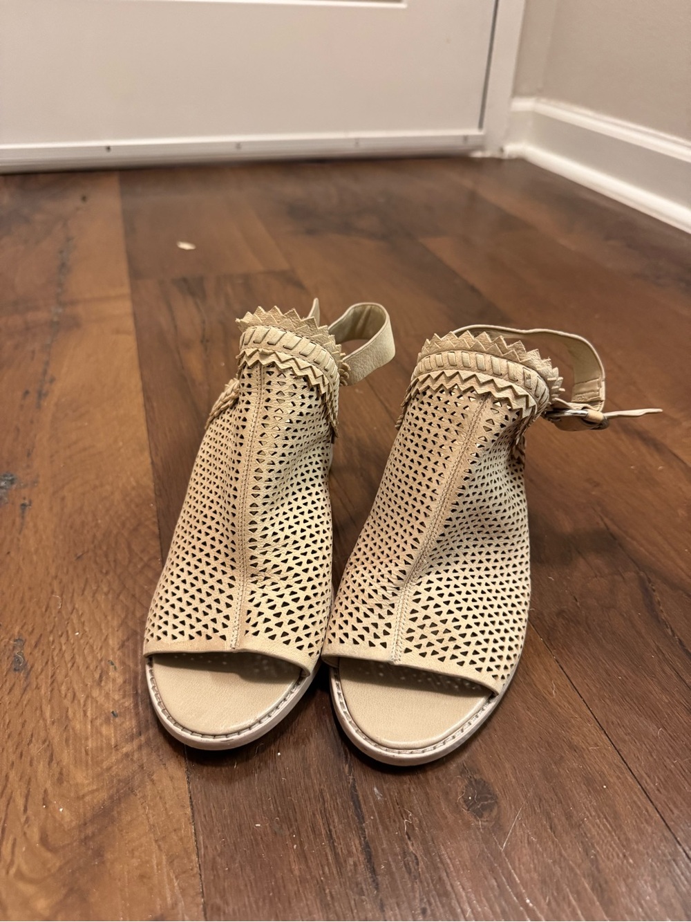 Vince Camuto Beige Laser-Cut Peep-Toe Slingback Heels